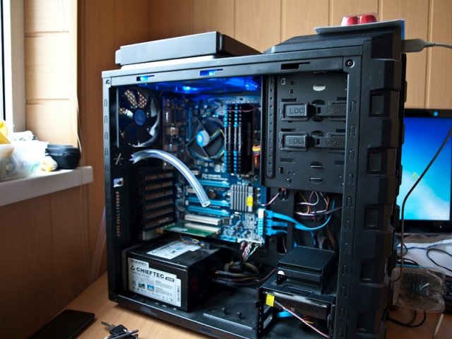 Large Water Cooling Computer